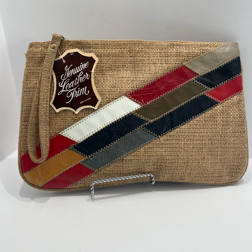 Vintage burlap / Jute zippered clutch with genuine leather trim & original tag.